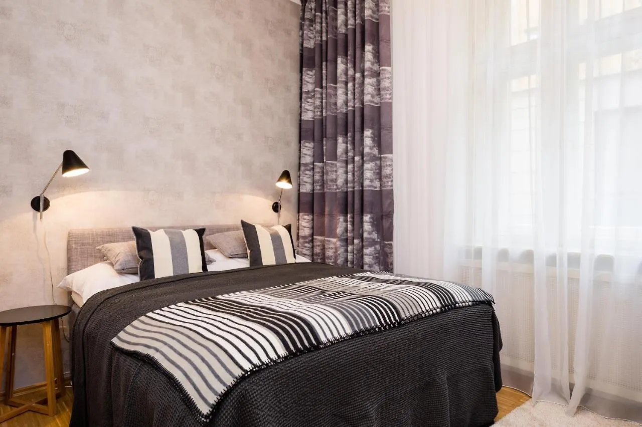 Modern Apartment Charvatova Praga