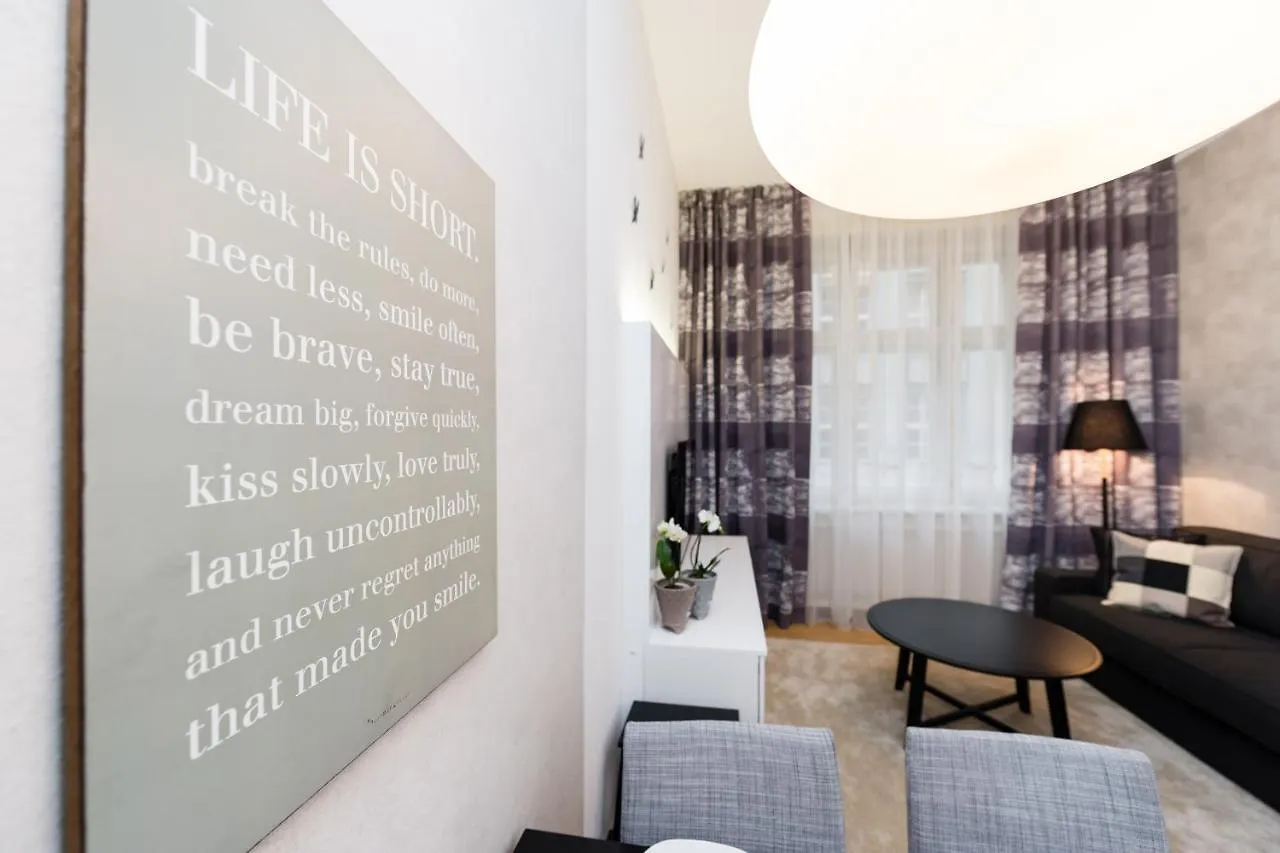 Modern Apartment Charvatova Praga 0*,