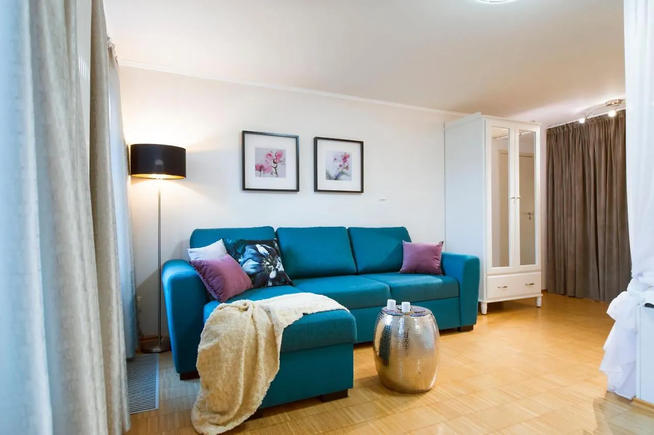 Modern Apartment Charvatova Prag