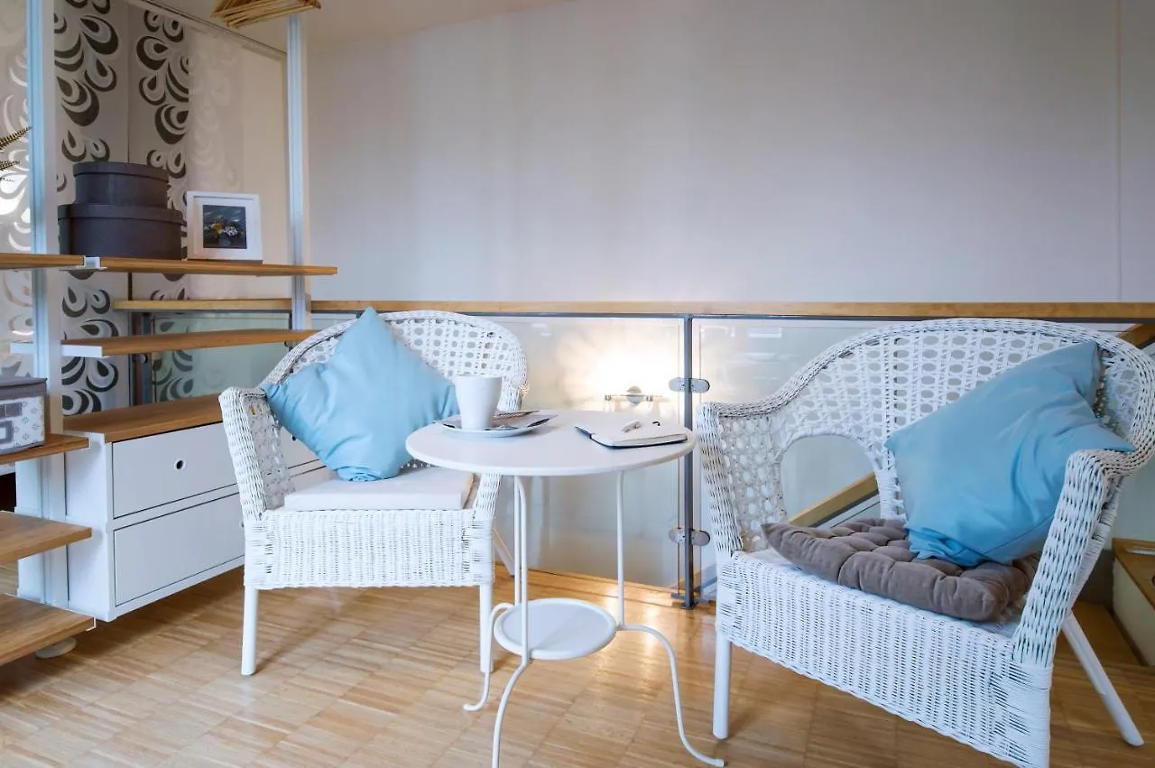 Modern Apartment Charvatova Prag